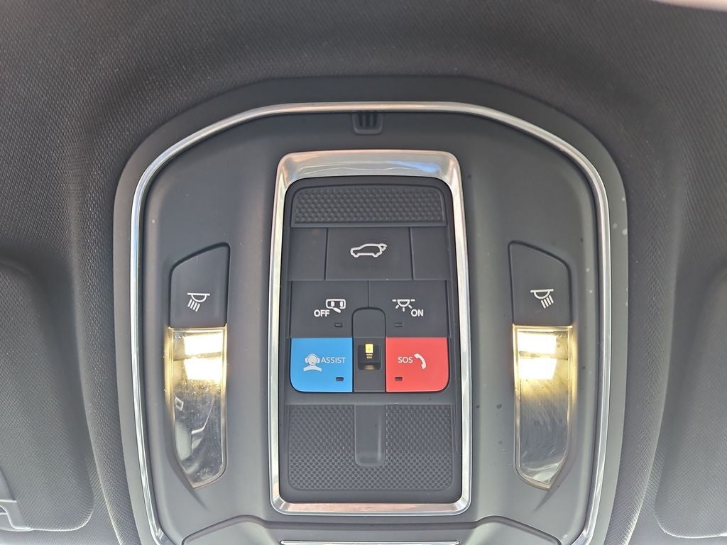 2022 Jeep Grand Cherokee L Altitude