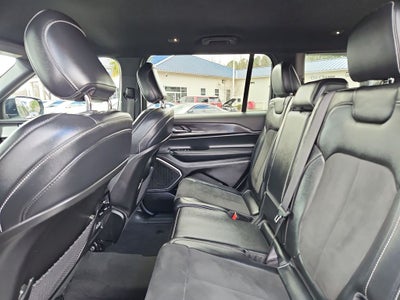 2022 Jeep Grand Cherokee L Altitude