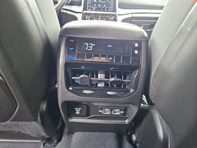 2022 Jeep Grand Cherokee L Altitude