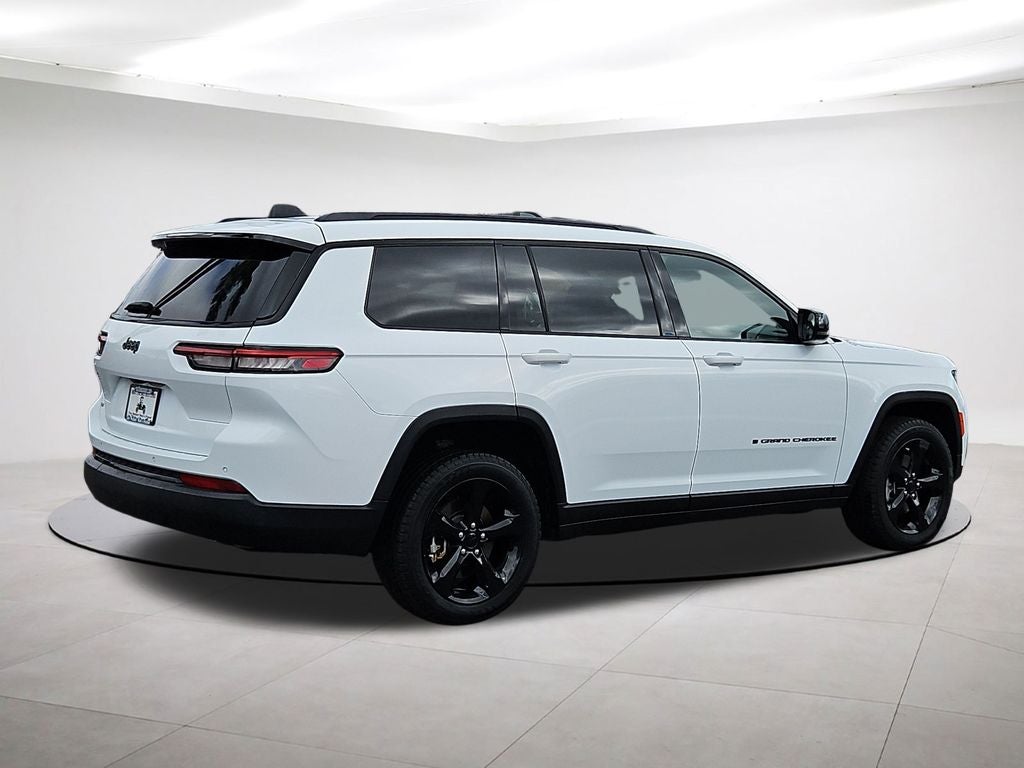 2022 Jeep Grand Cherokee L Altitude