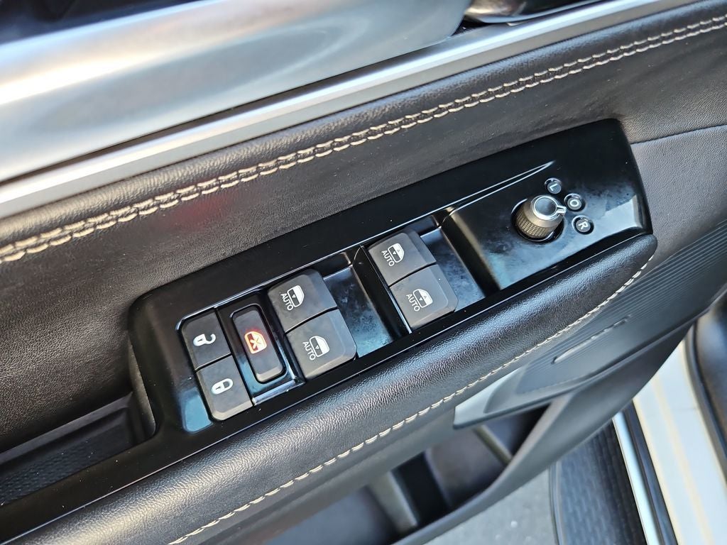 2024 Jeep Wagoneer L Series III