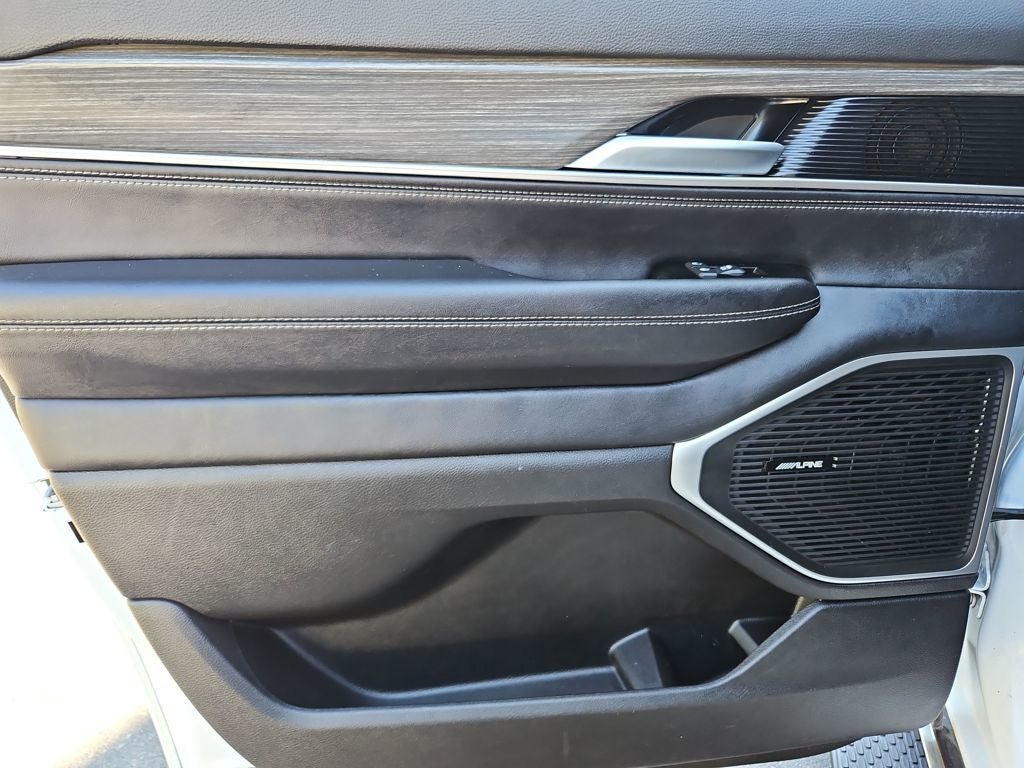 2024 Jeep Wagoneer L Series III