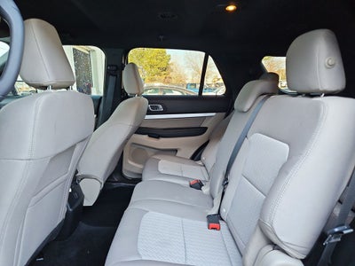 2019 Ford Explorer Base