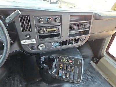2013 Chevrolet Express 4500 Base Cutaway