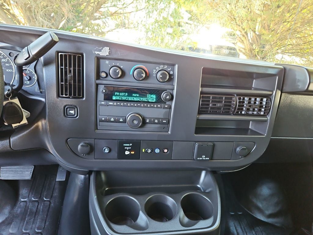 2024 Chevrolet Express 2500 Work Van Cargo