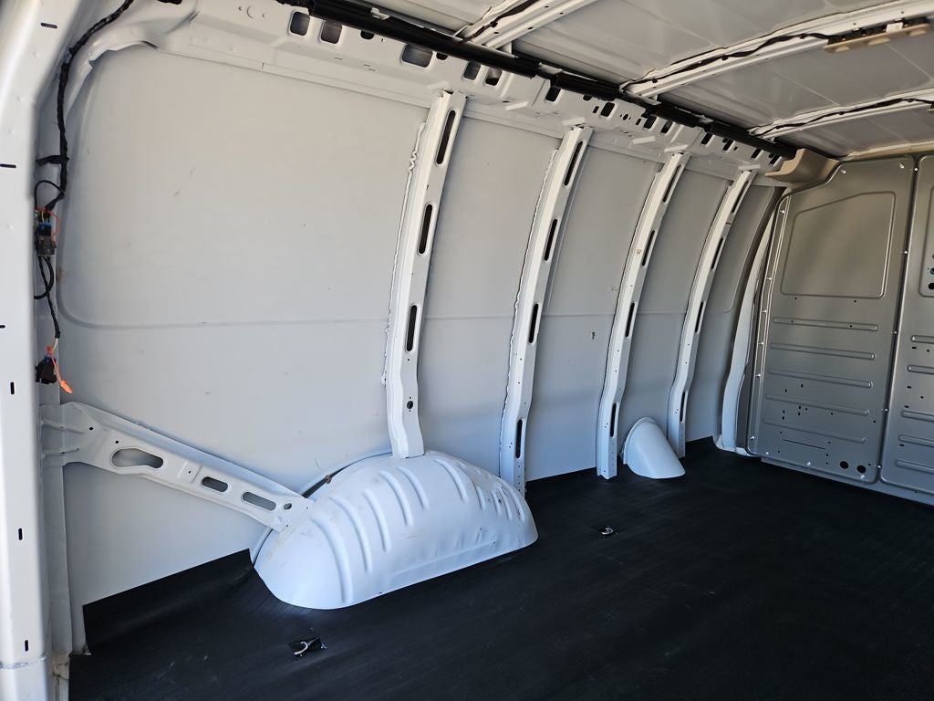 2024 Chevrolet Express 2500 Work Van Cargo