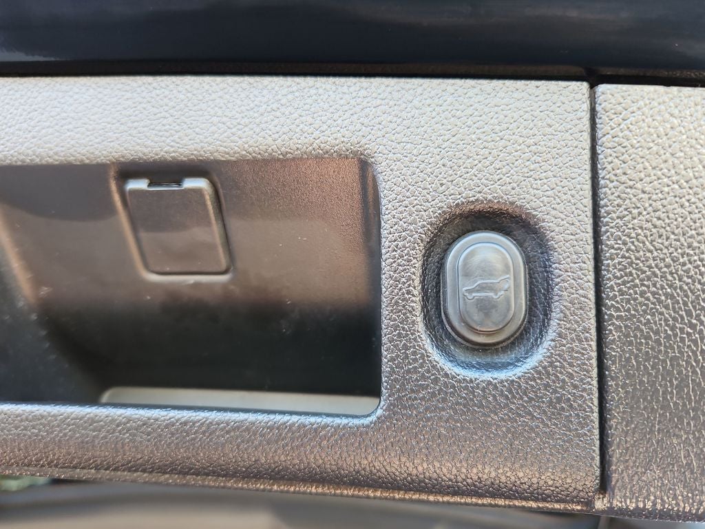 2020 Cadillac Escalade Premium Luxury