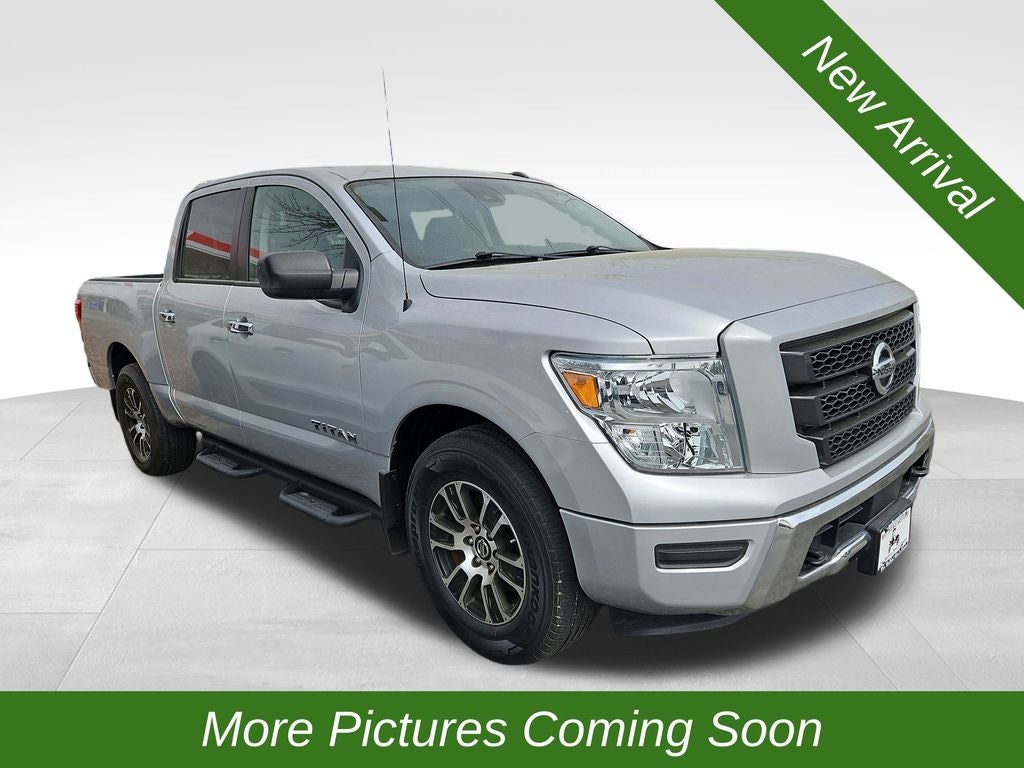2021 Nissan Titan SV
