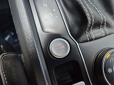 2022 Volkswagen Atlas Cross Sport 3.6L V6 SEL Premium R-Line