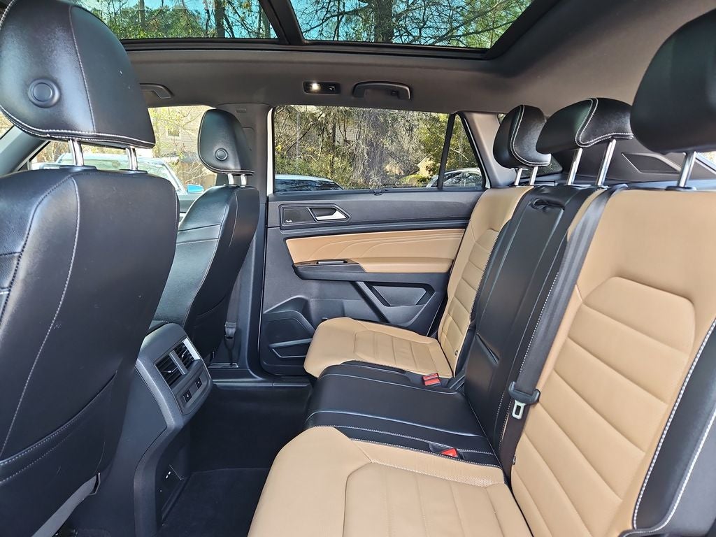 2022 Volkswagen Atlas Cross Sport 3.6L V6 SEL Premium R-Line