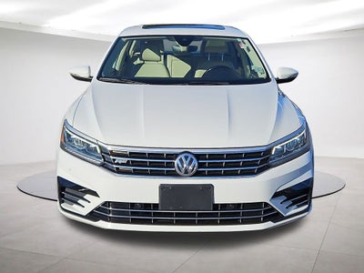 2019 Volkswagen Passat 2.0T SE R-Line