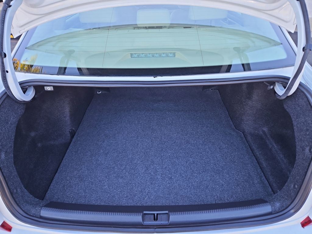 2019 Volkswagen Passat 2.0T SE R-Line