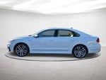 2019 Volkswagen Passat 2.0T SE R-Line