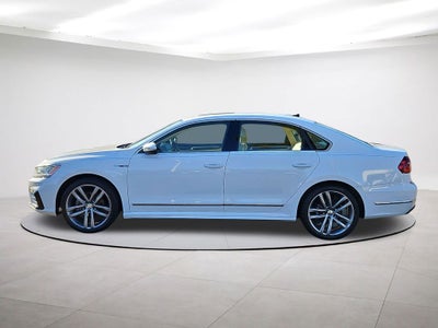 2019 Volkswagen Passat 2.0T SE R-Line