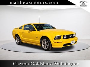 2006 Ford Mustang GT Deluxe