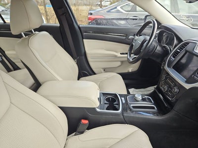 2022 Chrysler 300 Touring