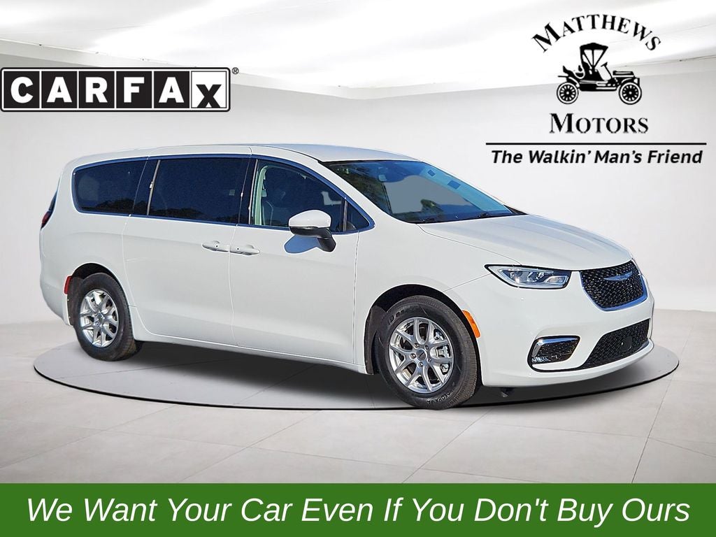 2023 Chrysler Pacifica Touring L