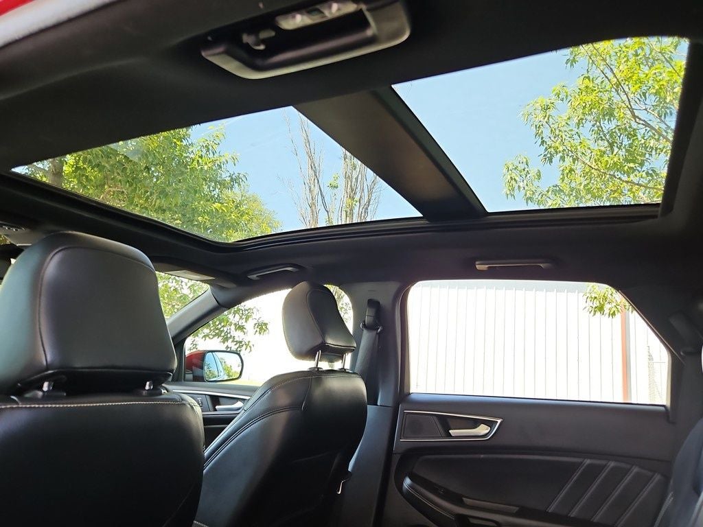 2022 Ford Edge ST Performance w/Pano Sunroof