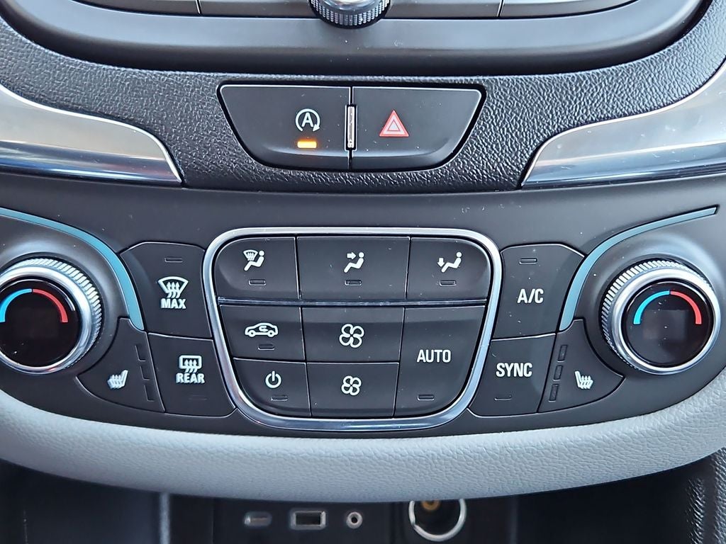 2022 Chevrolet Equinox LT w/ CONVENIENCE AND ADV. SAFETY PCKG