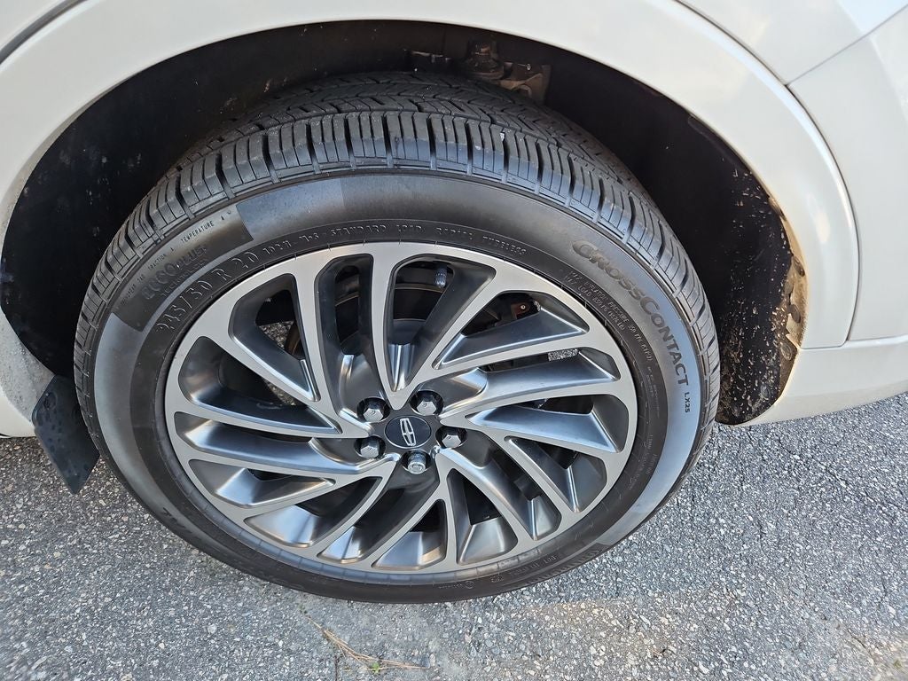 2019 Lincoln Nautilus Reserve