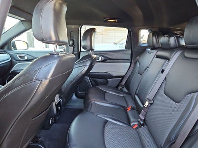 2024 Jeep Compass Latitude w/ enhanced Black Crystal Pearlcoat