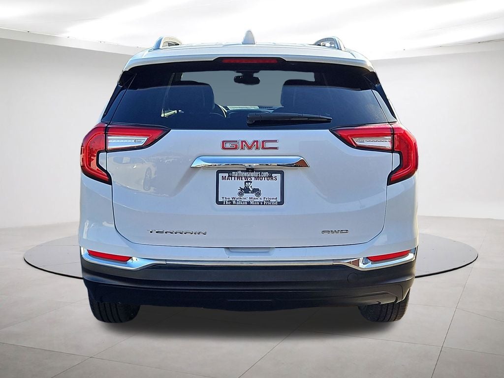 2024 GMC Terrain SLT