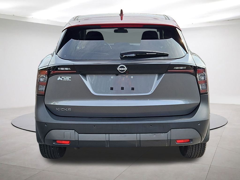 2025 Nissan Kicks SV