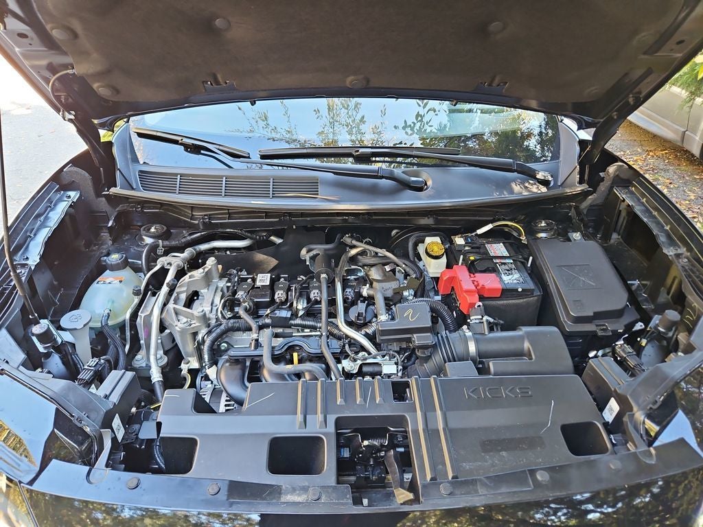 2025 Nissan Kicks SV