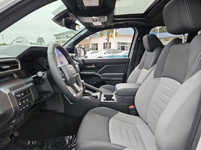 2025 Toyota Tacoma TRD Off-Road w/SUNROOF