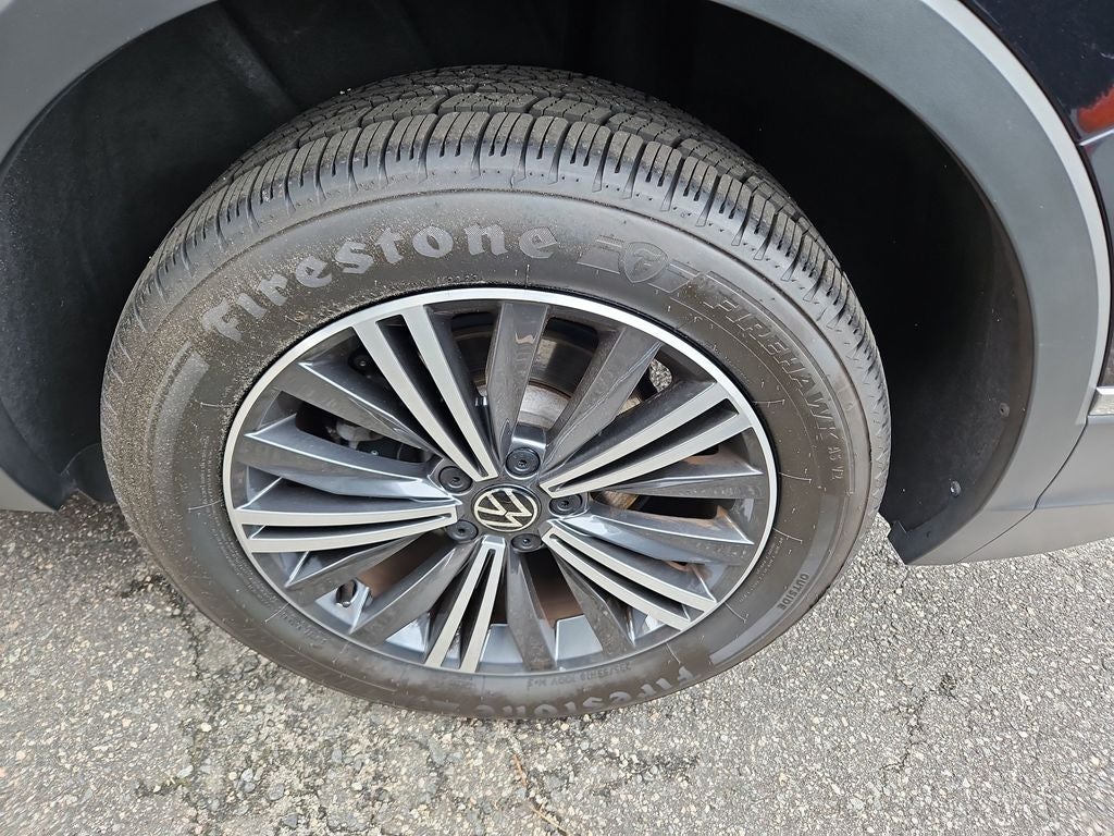 2024 Volkswagen Tiguan 2.0T SE