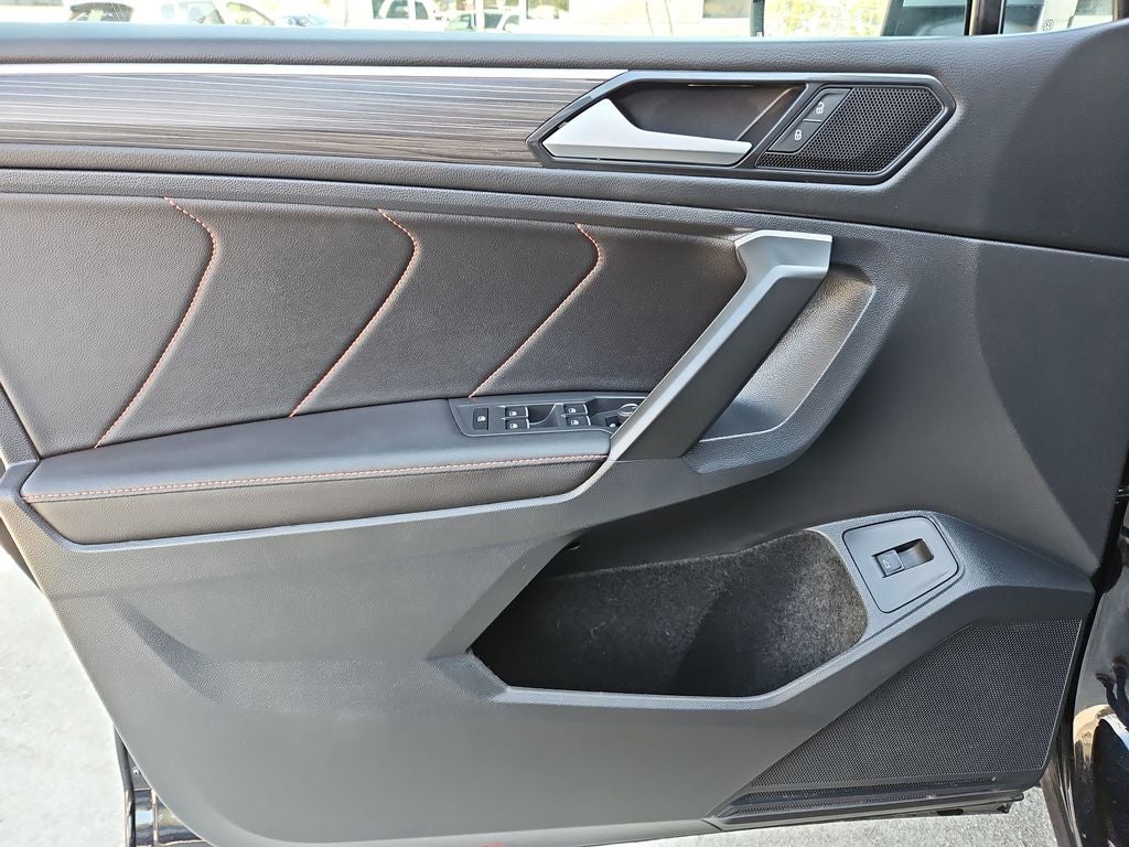 2024 Volkswagen Tiguan 2.0T Wolfsburg Edition