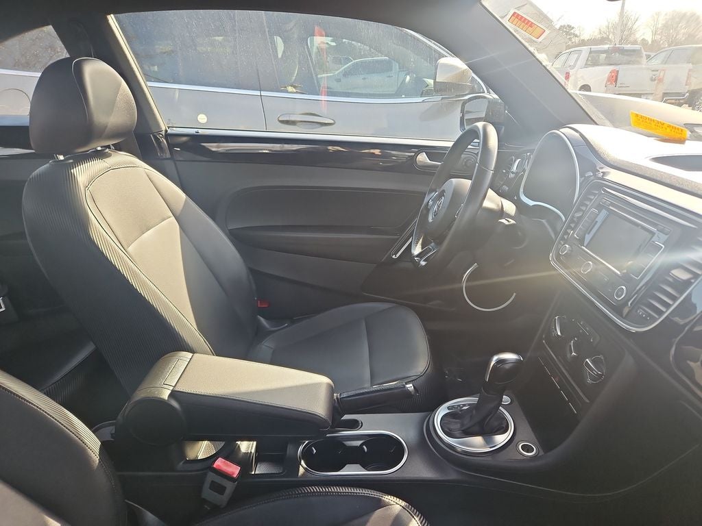 2012 Volkswagen Beetle 2.5L
