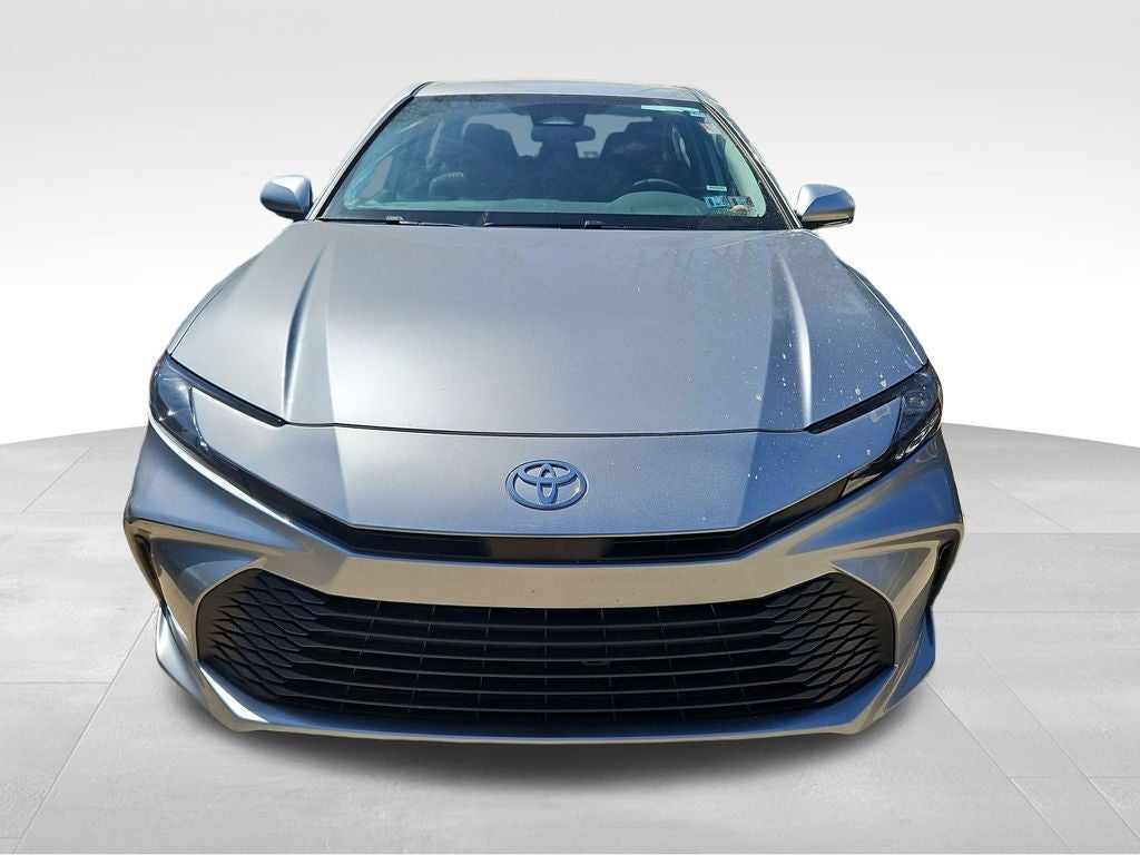 2025 Toyota Camry LE Hybrid