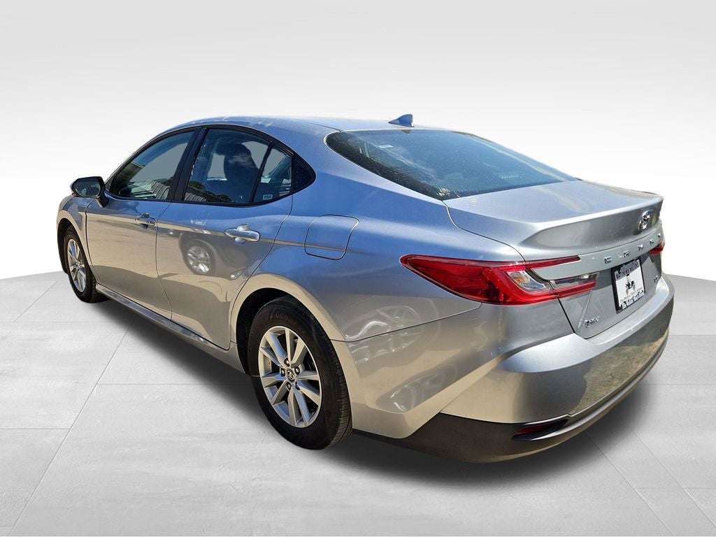 2025 Toyota Camry LE Hybrid