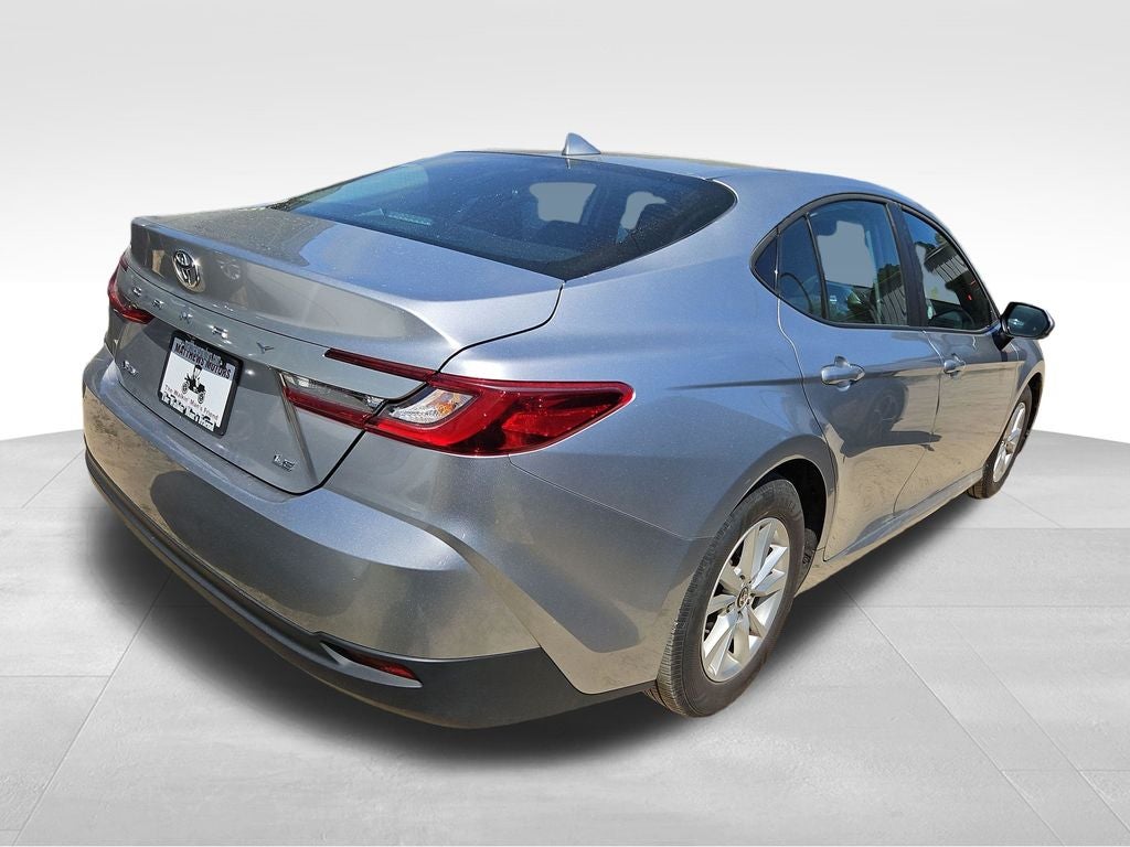 2025 Toyota Camry LE Hybrid