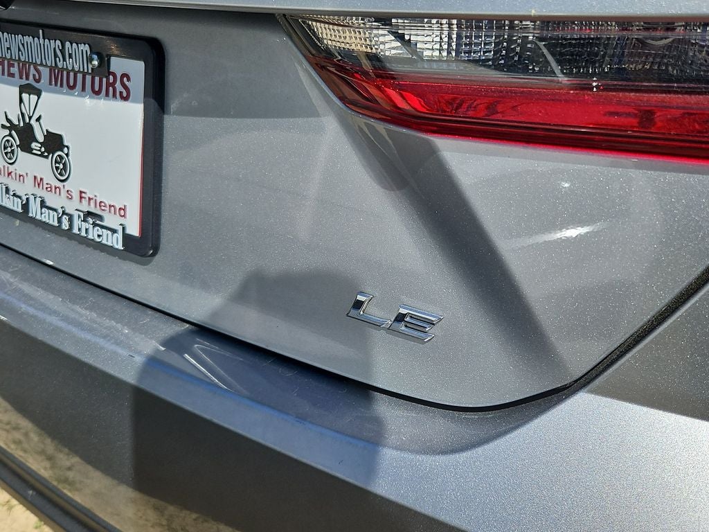 2025 Toyota Camry LE Hybrid