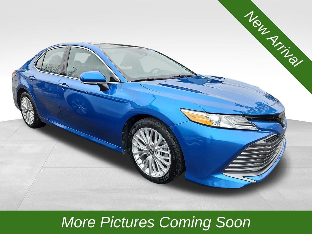 2020 Toyota Camry XLE PANORMIC SUNROOF