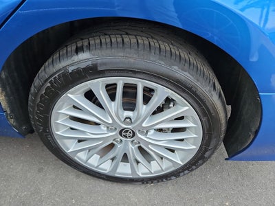 2020 Toyota Camry XLE Panoramic Sunroor