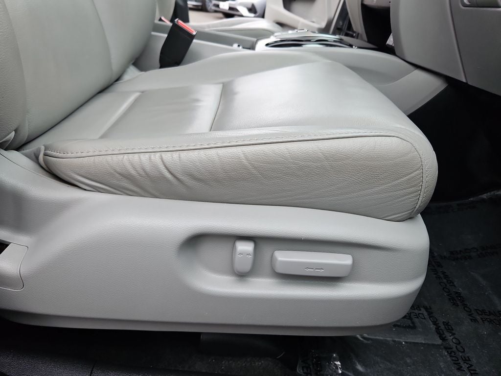 2020 Honda Pilot Touring 8 Passenger