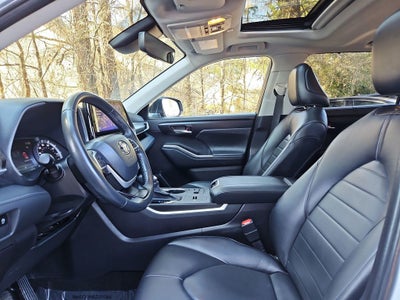 2023 Toyota Highlander XLE XP Package