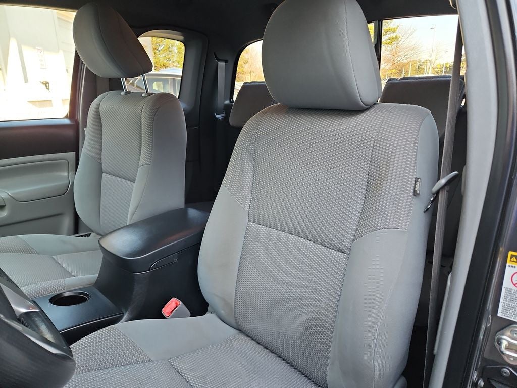 2014 Toyota Tacoma Base