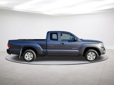 2014 Toyota Tacoma Base
