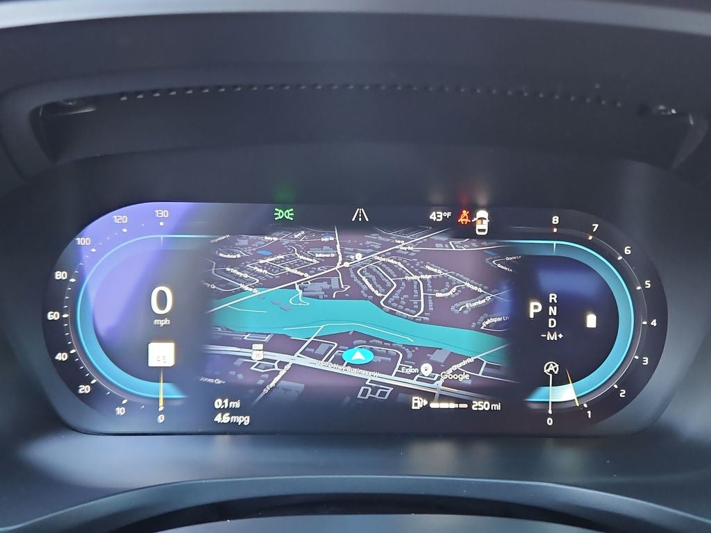 2023 Volvo S60 B5 Plus Dark Theme