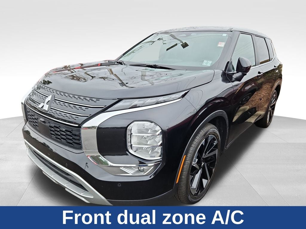 2024 Mitsubishi Outlander SE Black Edition