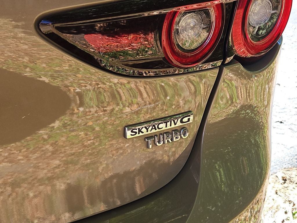 2024 Mazda Mazda3 2.5 Carbon Turbo