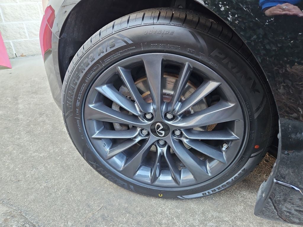 2022 INFINITI Q50 LUXE w/ CARGO PCKG