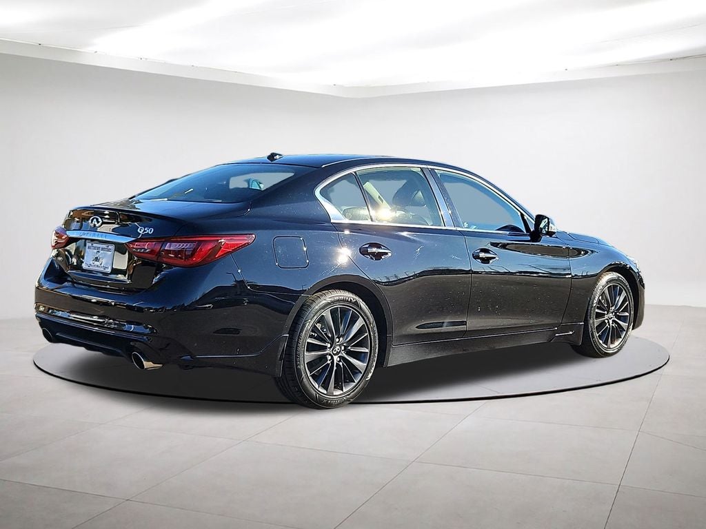 2022 INFINITI Q50 LUXE w/ CARGO PCKG