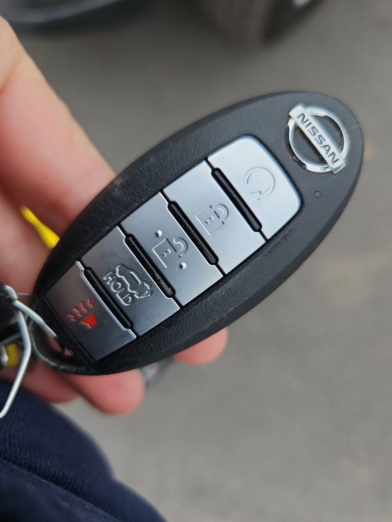 2020 Nissan Rogue SV