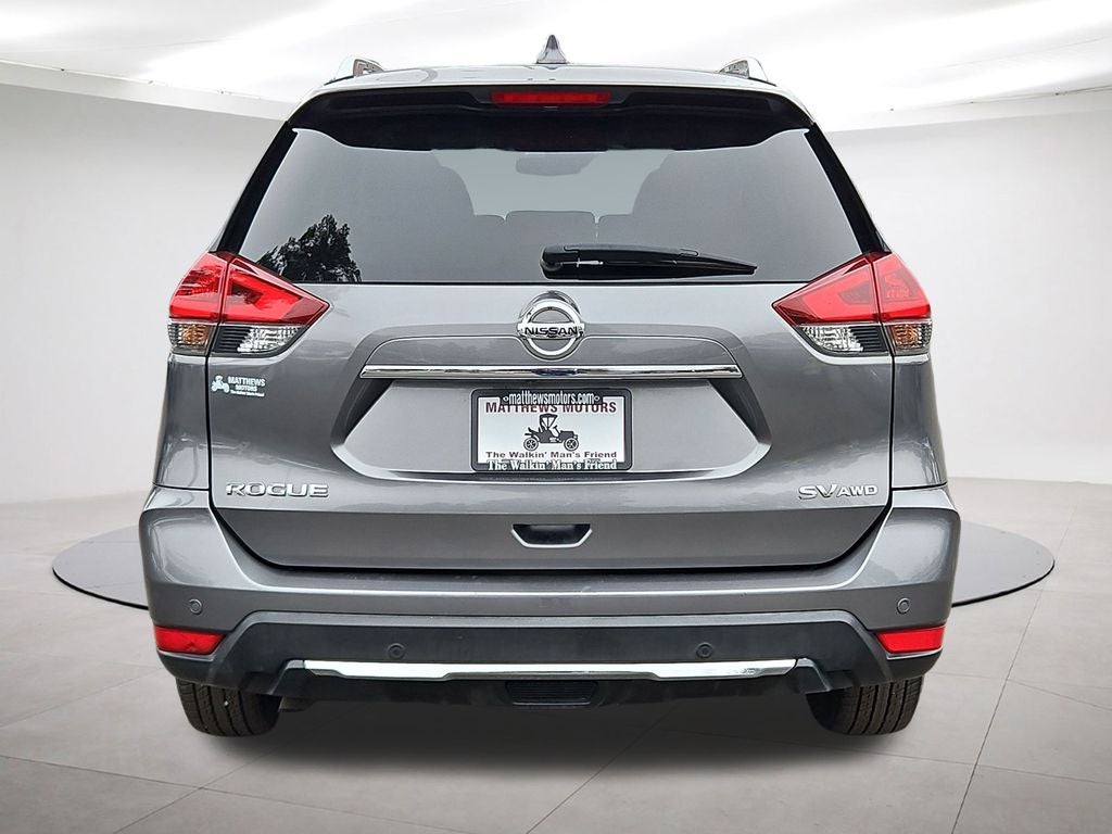 2020 Nissan Rogue SV