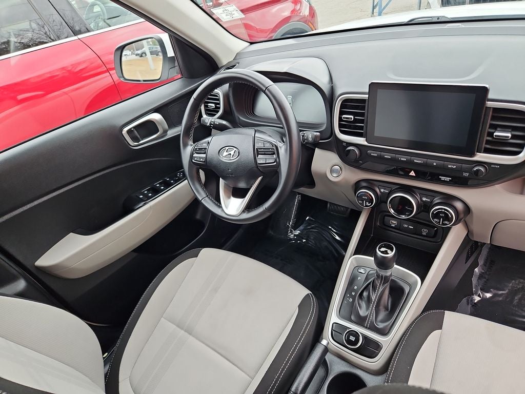 2025 Hyundai Venue SEL